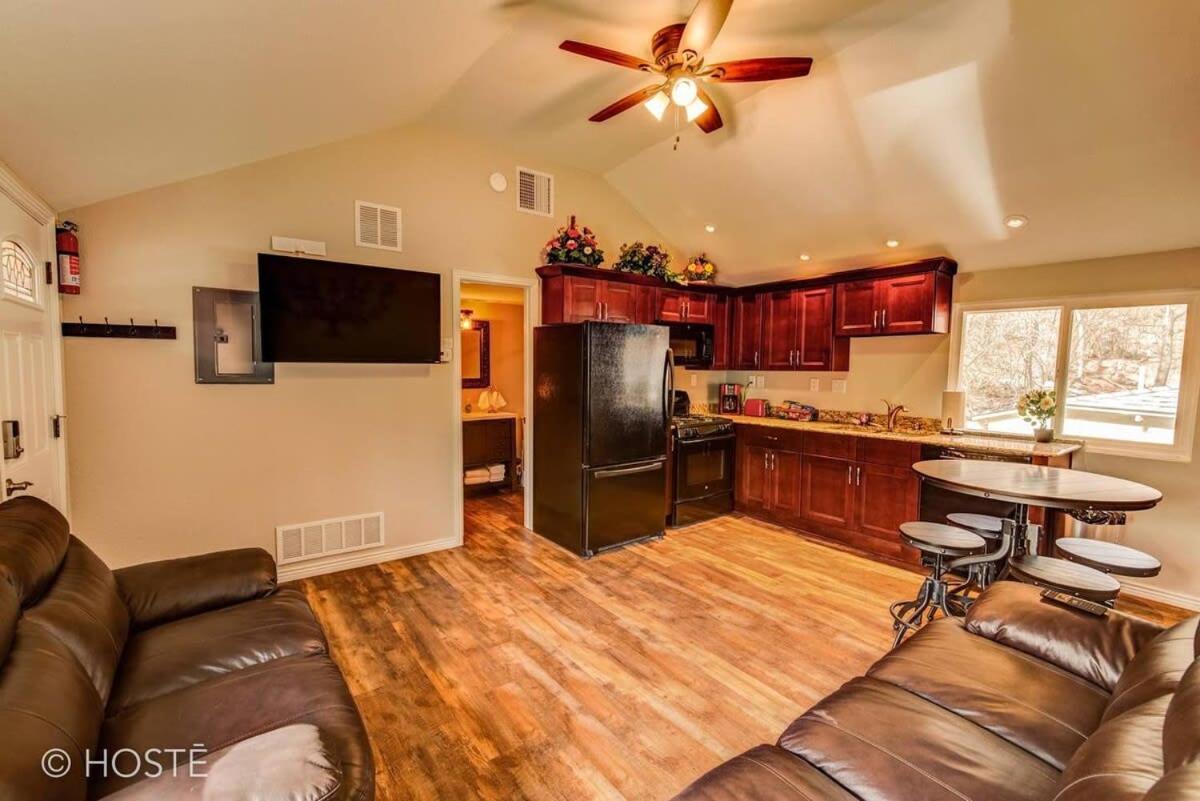 *H* New! Manitou Springs Downtown Retreat * Villa Екстериор снимка