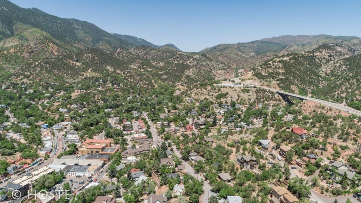 *H* New! Manitou Springs Downtown Retreat * Villa Екстериор снимка