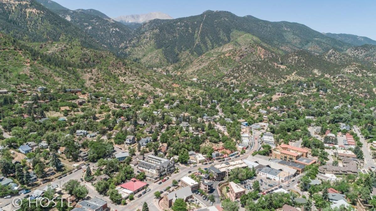 *H* New! Manitou Springs Downtown Retreat * Villa Екстериор снимка